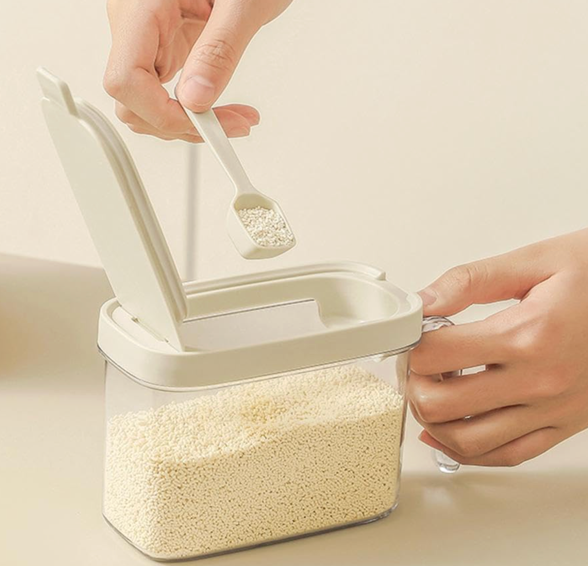 Integrated Spoon Lid Seasoning Jar