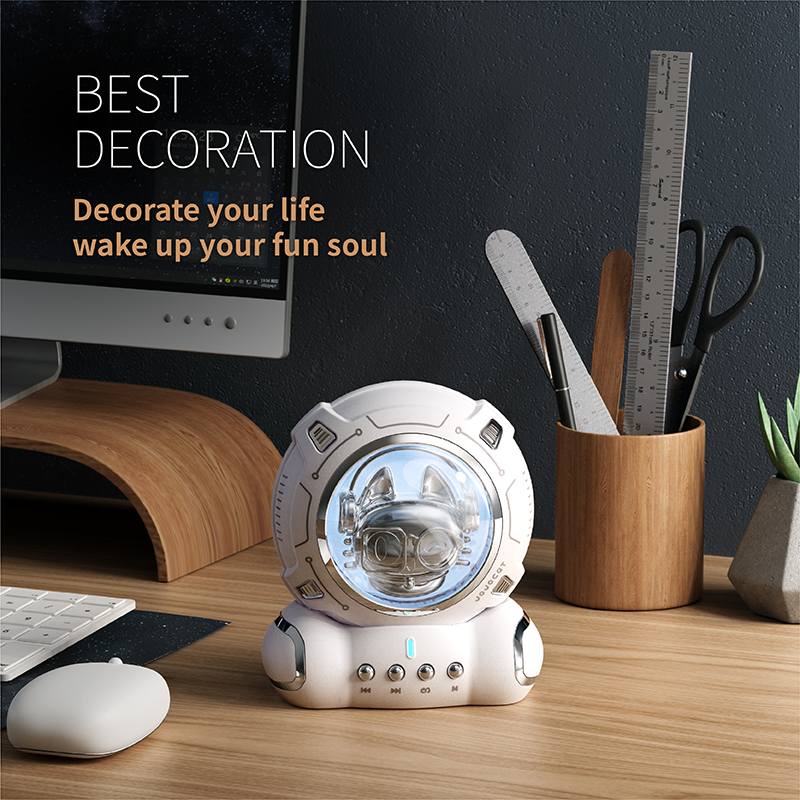 2 in 1 Space Cat Wireless Speaker & Night Light