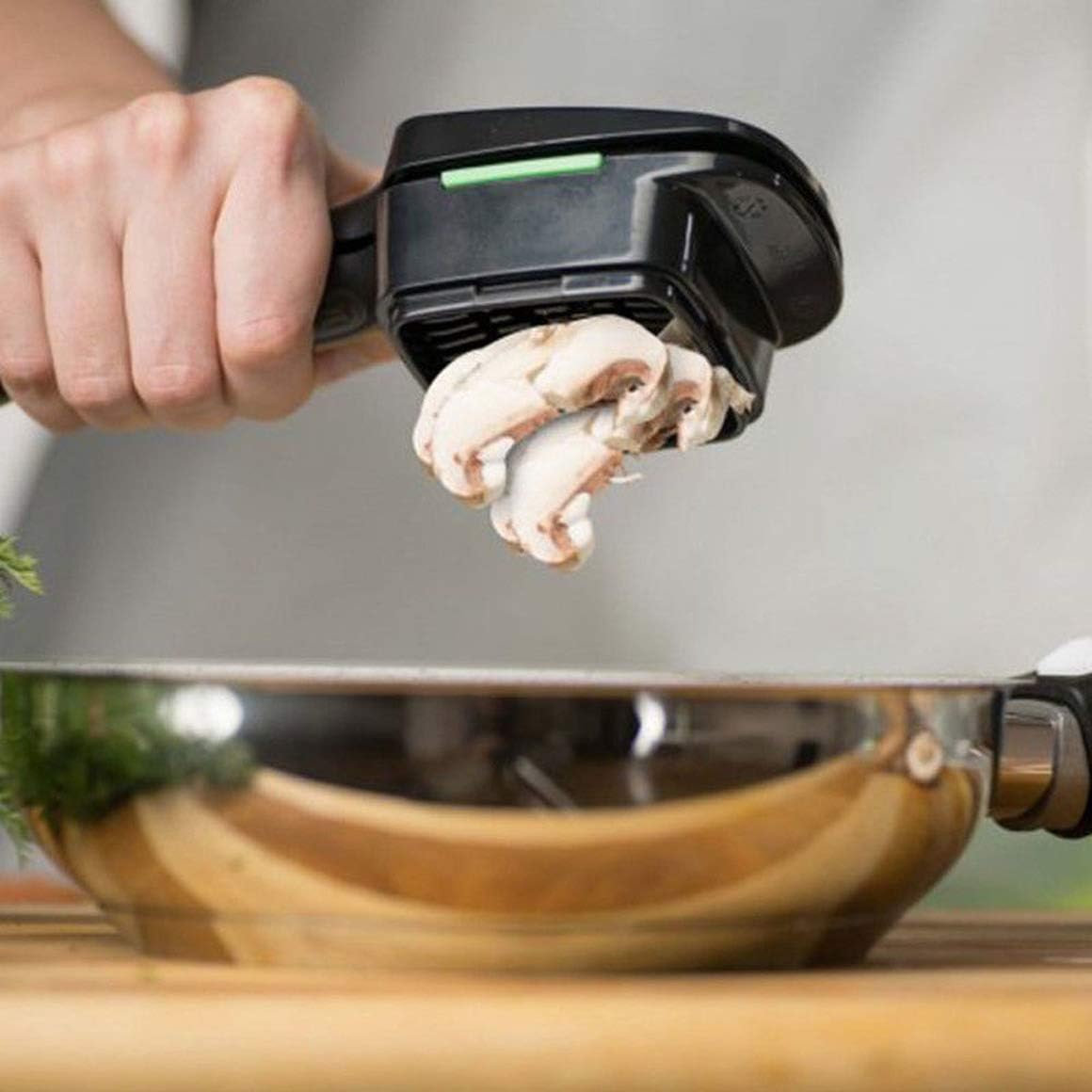 5 IN 1 vegetable cutter
