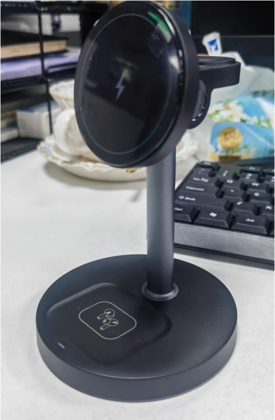 3 in 1 Wireless Magnetic Charger Stand